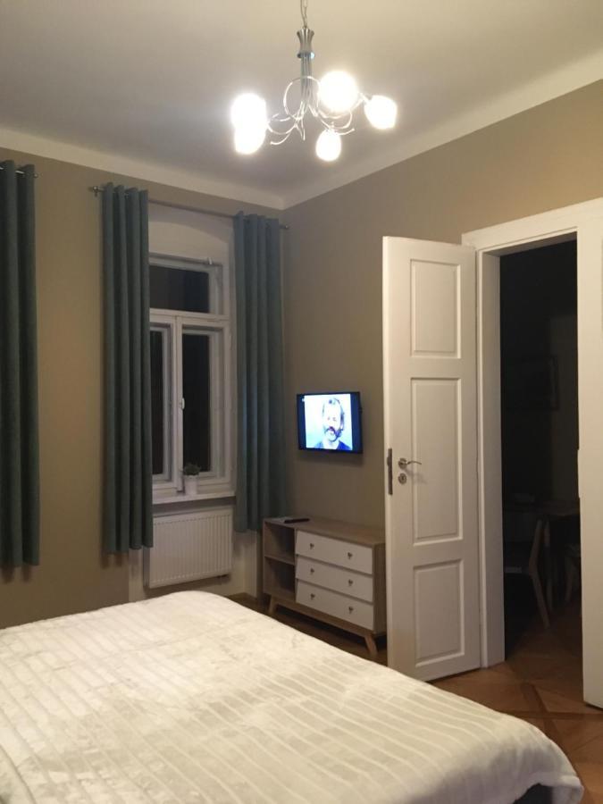 Apartment Vertigo Карлові Вари Екстер'єр фото